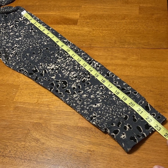 Sundry x Anthropologie Womens Size 4 Cheetah Leopard Print Hooded Sweatshirt - Picture 12 of 12